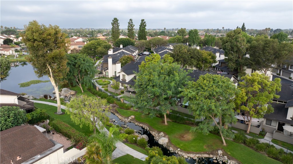 Lakeview Townhomes (LVTH) - Residential