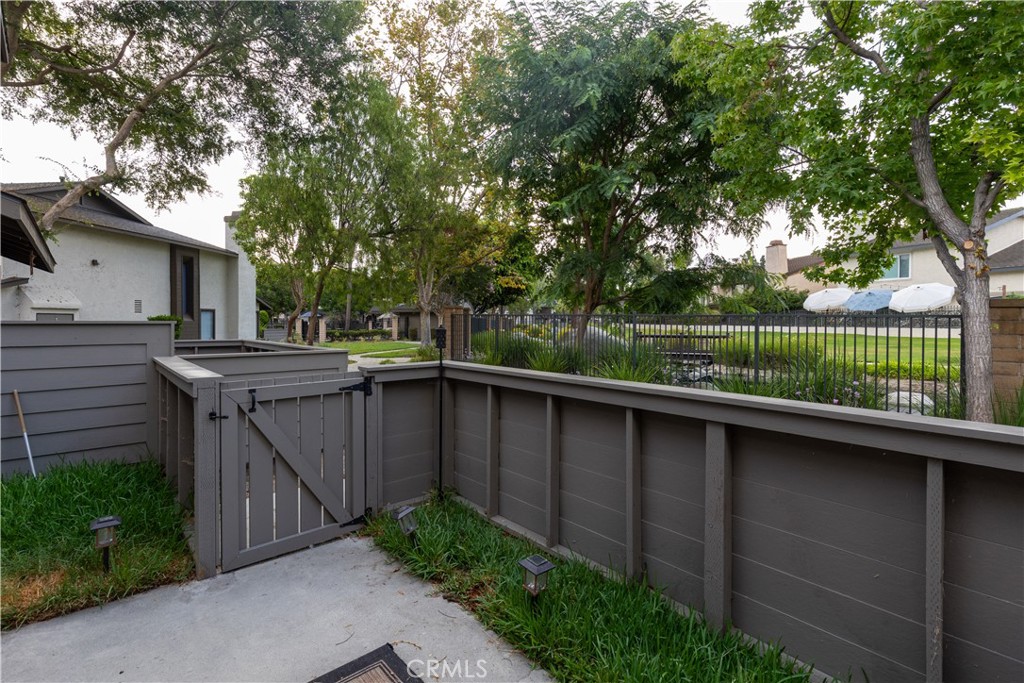 Lakeview Townhomes (LVTH) - Residential