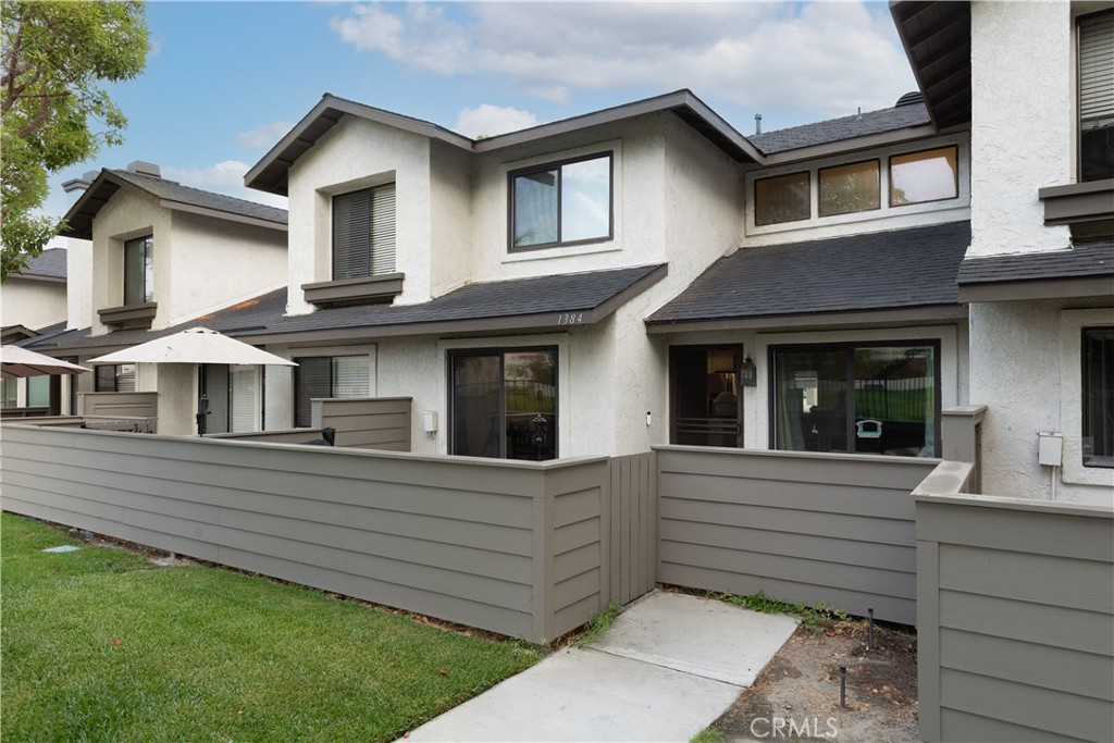 Lakeview Townhomes (LVTH) - Residential