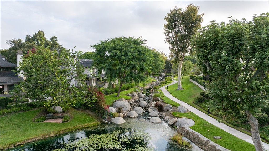 Lakeview Townhomes (LVTH) - Residential