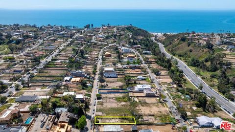 Photo of 763 Haverford Avenue, Pacific Palisades, CA 90272 (MLS # 26720599)