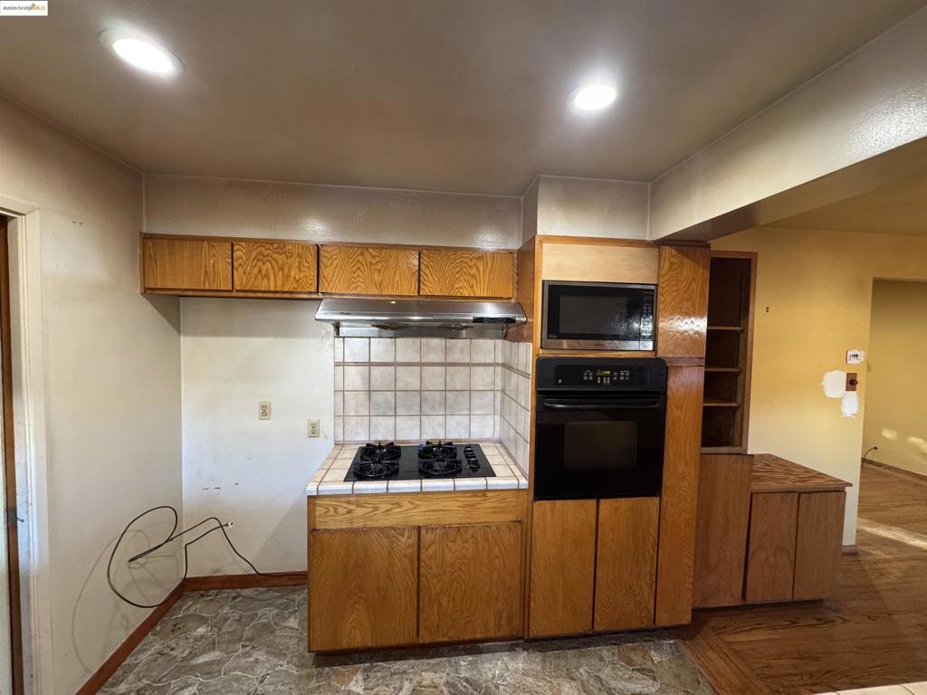 CHABOT PARK - Residential