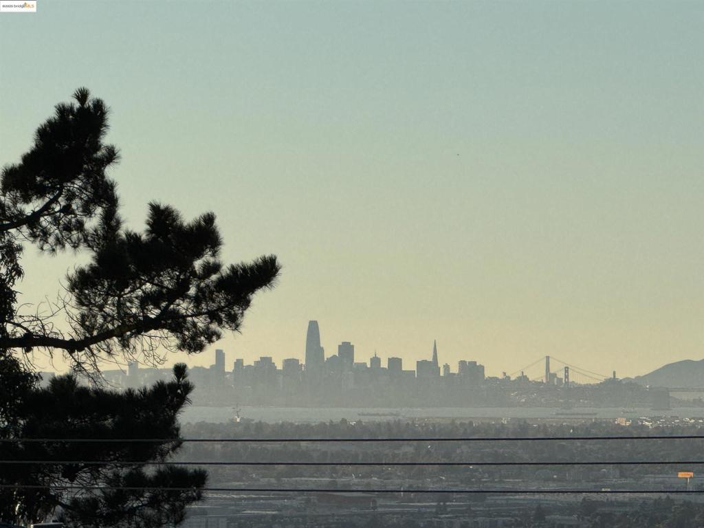 CHABOT PARK - Residential