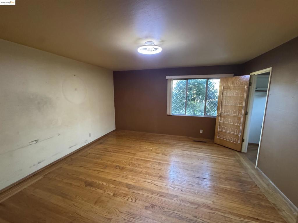 CHABOT PARK - Residential