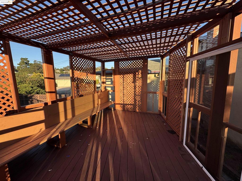 CHABOT PARK - Residential