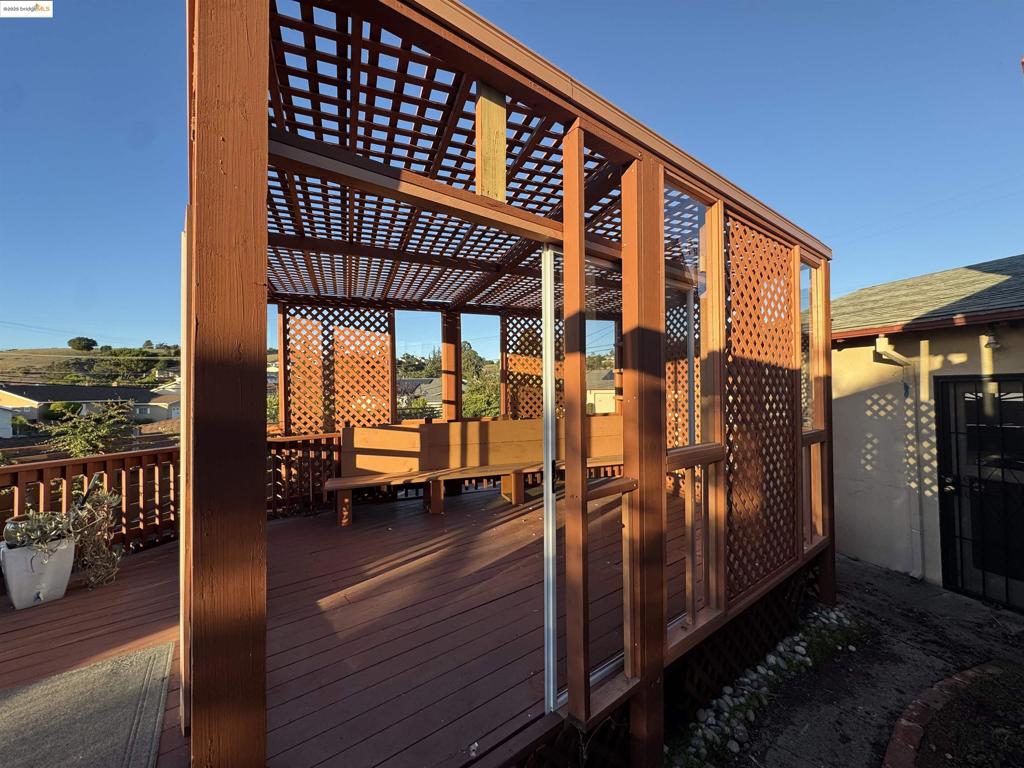 CHABOT PARK - Residential