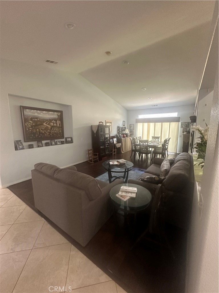 33490 Gene Autry Circle