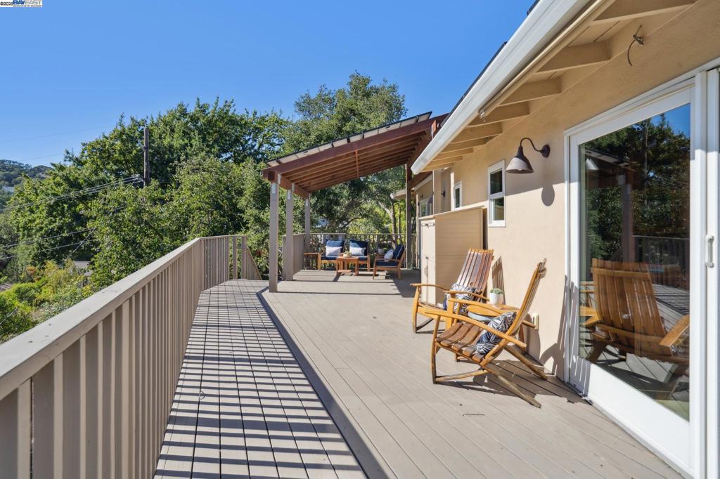 BURTON VALLEY - Residential