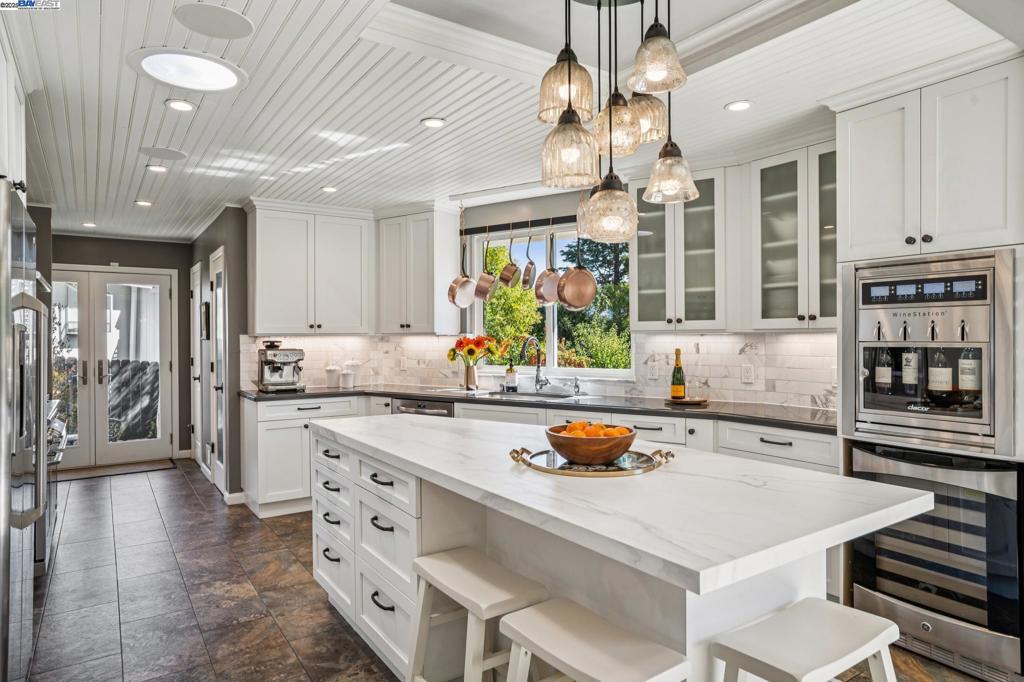 BURTON VALLEY - Residential