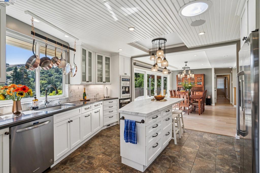 BURTON VALLEY - Residential