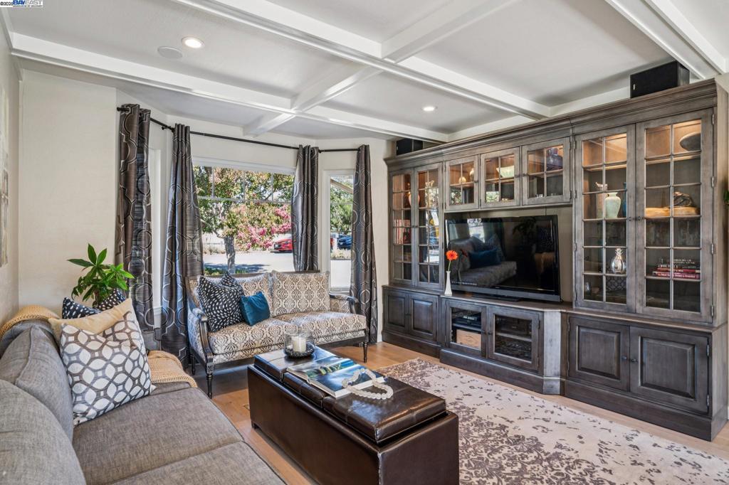 BURTON VALLEY - Residential
