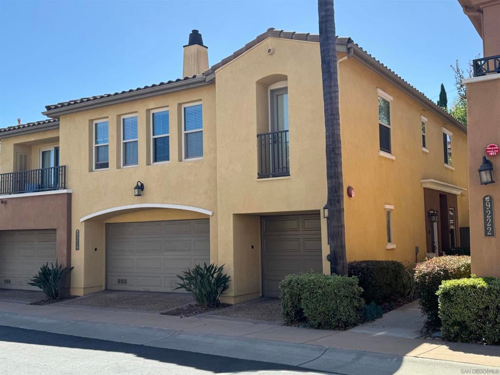 9216 Calmante Lane LN