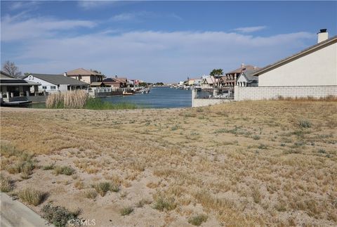 Photo of 14354 Ironsides Ln, Helendale, CA 92342 (MLS # IG26089214)