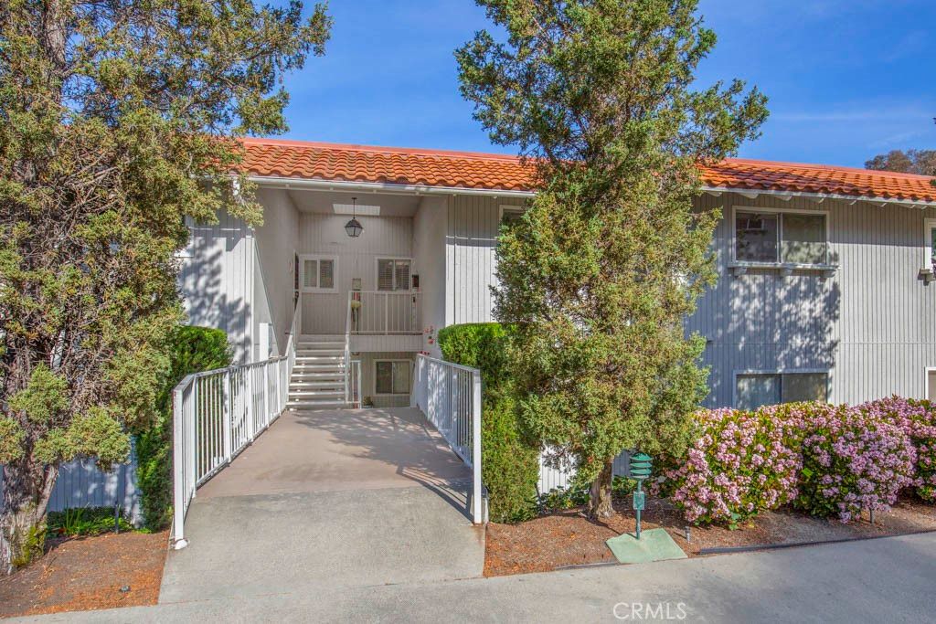 Photo of 658 Avenida Sevilla #O, Laguna Woods, CA 92637 (MLS # OC26058630)