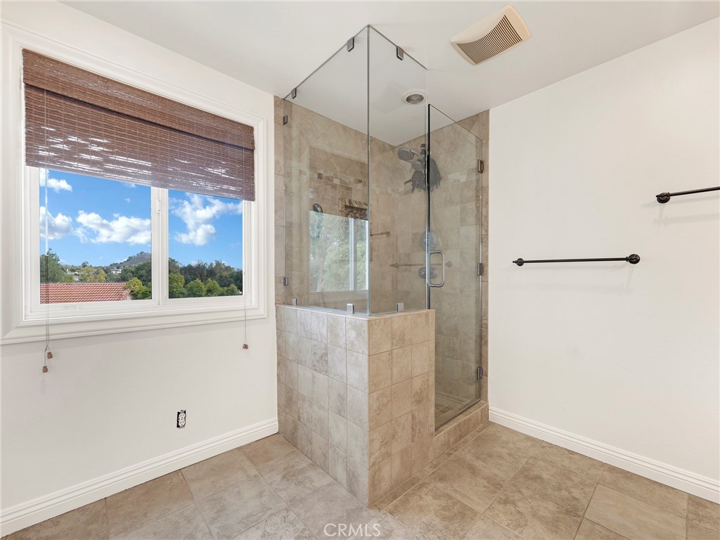 Reyes Adobe (886) - Residential Lease