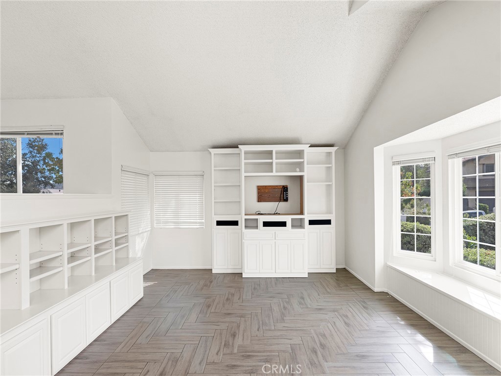 Reyes Adobe (886) - Residential Lease