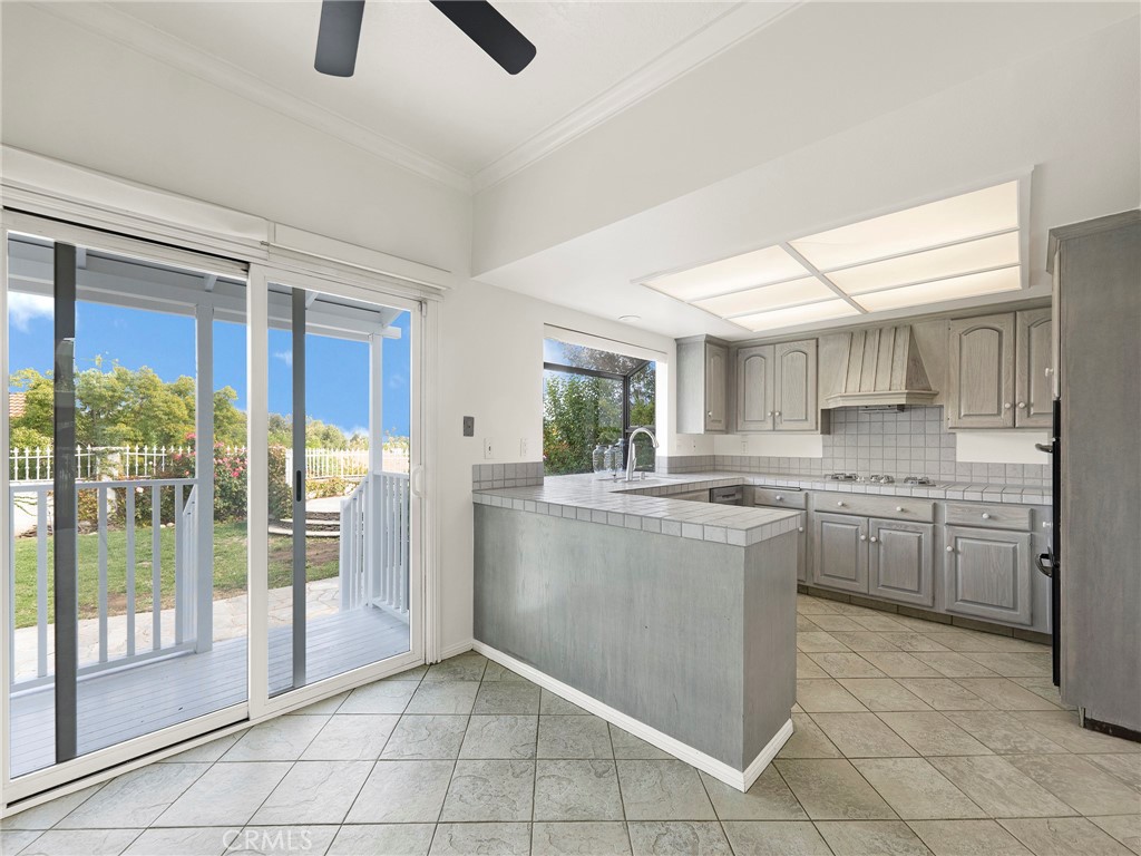 Reyes Adobe (886) - Residential Lease
