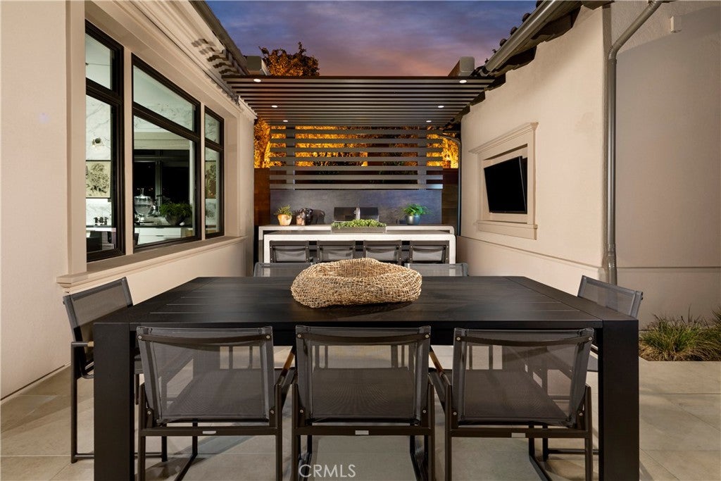 532 WESTRIDGE