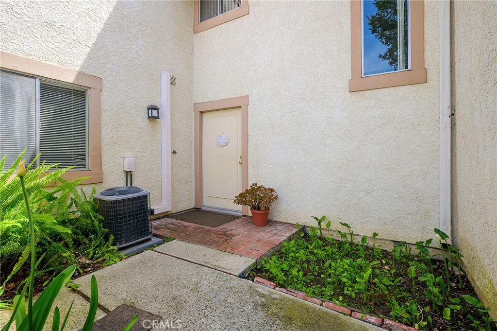 3723 Oak Glen