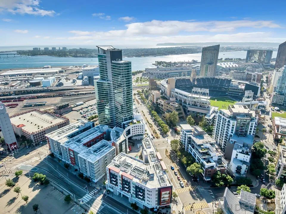 San Diego, California 92101, United States, ,1 BathroomBathrooms,Residential,Active,137241