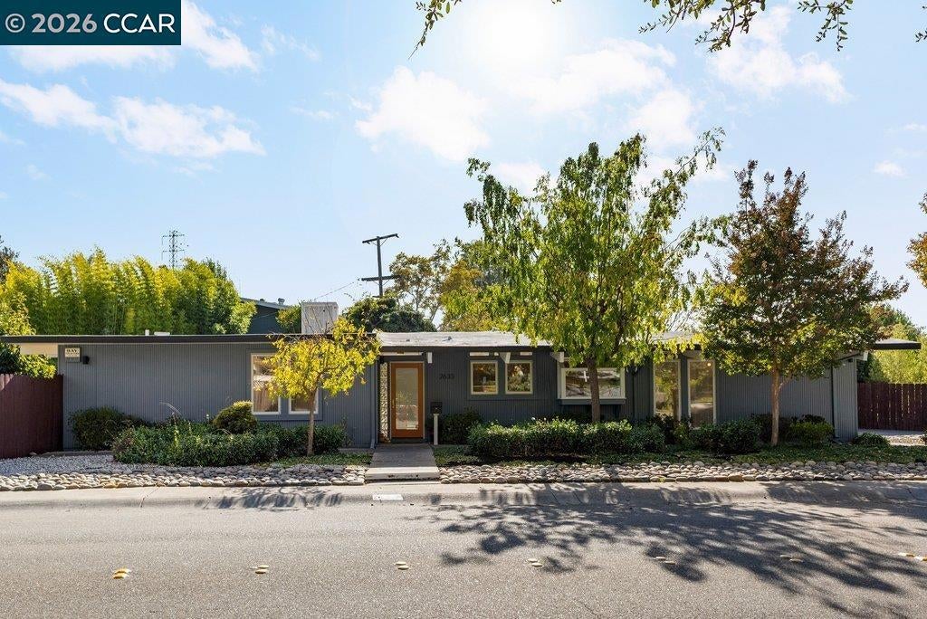 2633 San Antonio Dr