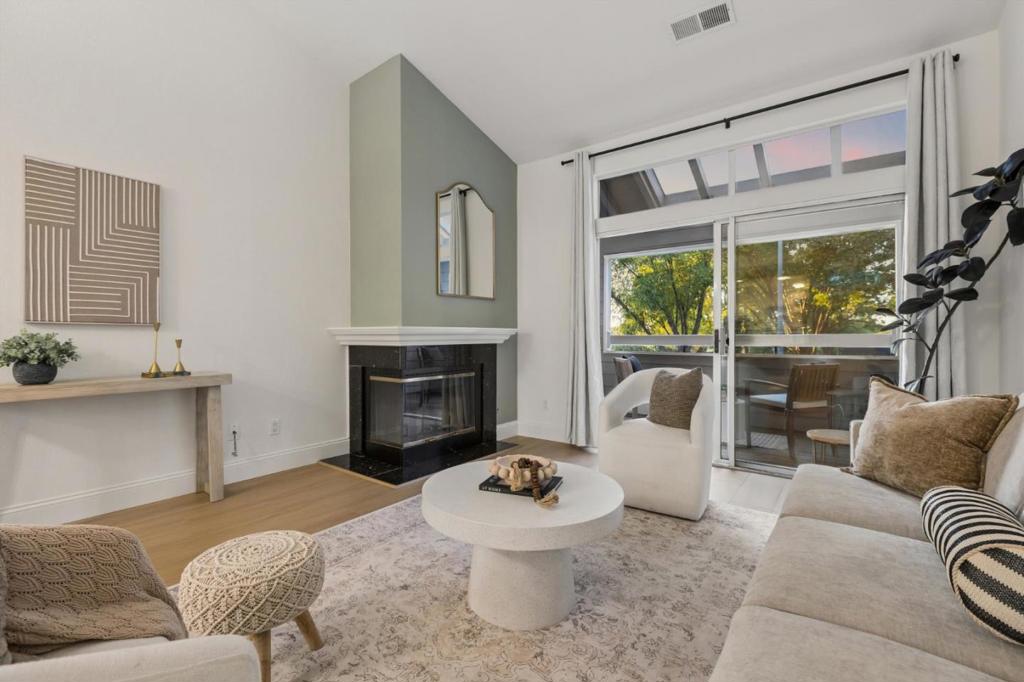 1651 Parkview Green Circle