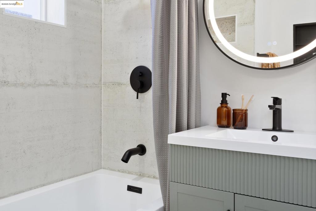 CROCKER HGHLANDS - Residential