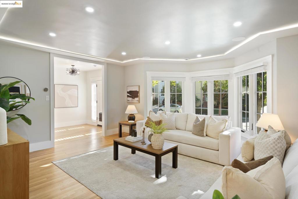 CROCKER HGHLANDS - Residential