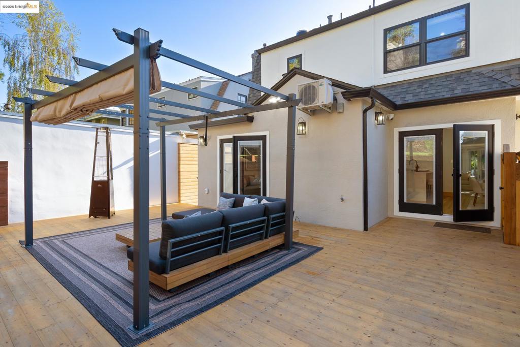 CROCKER HGHLANDS - Residential