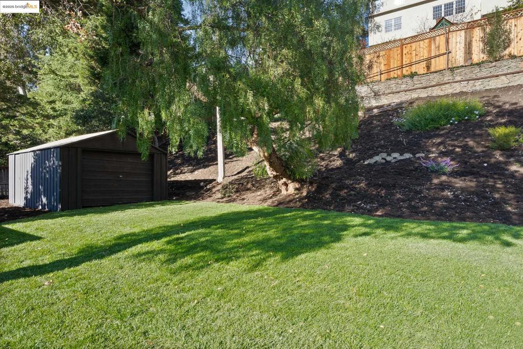 CROCKER HGHLANDS - Residential