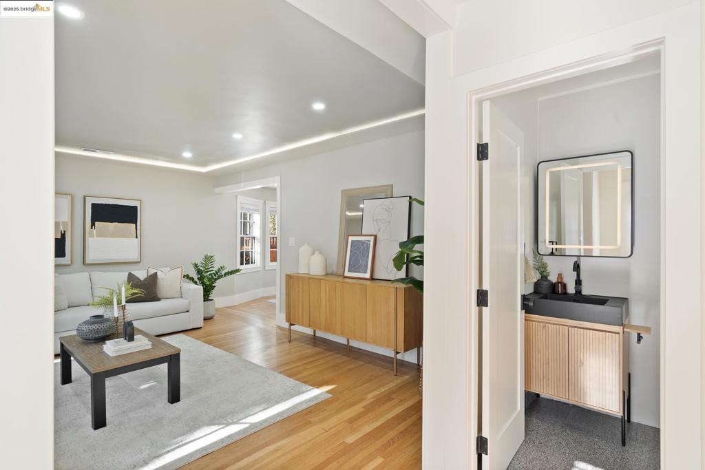 CROCKER HGHLANDS - Residential