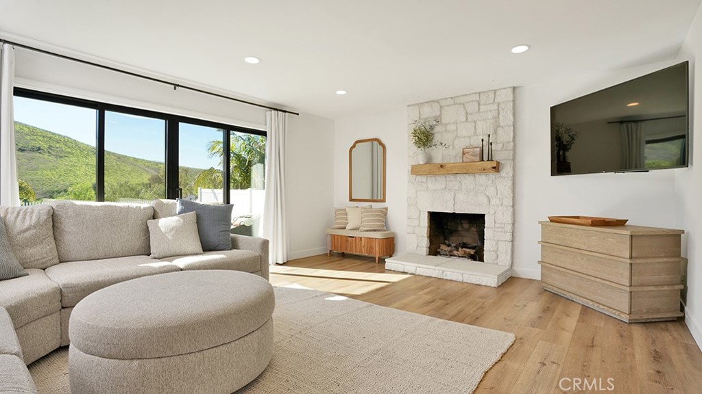 28062 Calle San Remo