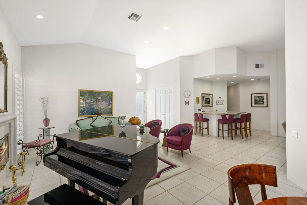 Desert Horizons C.C. - Residential Lease