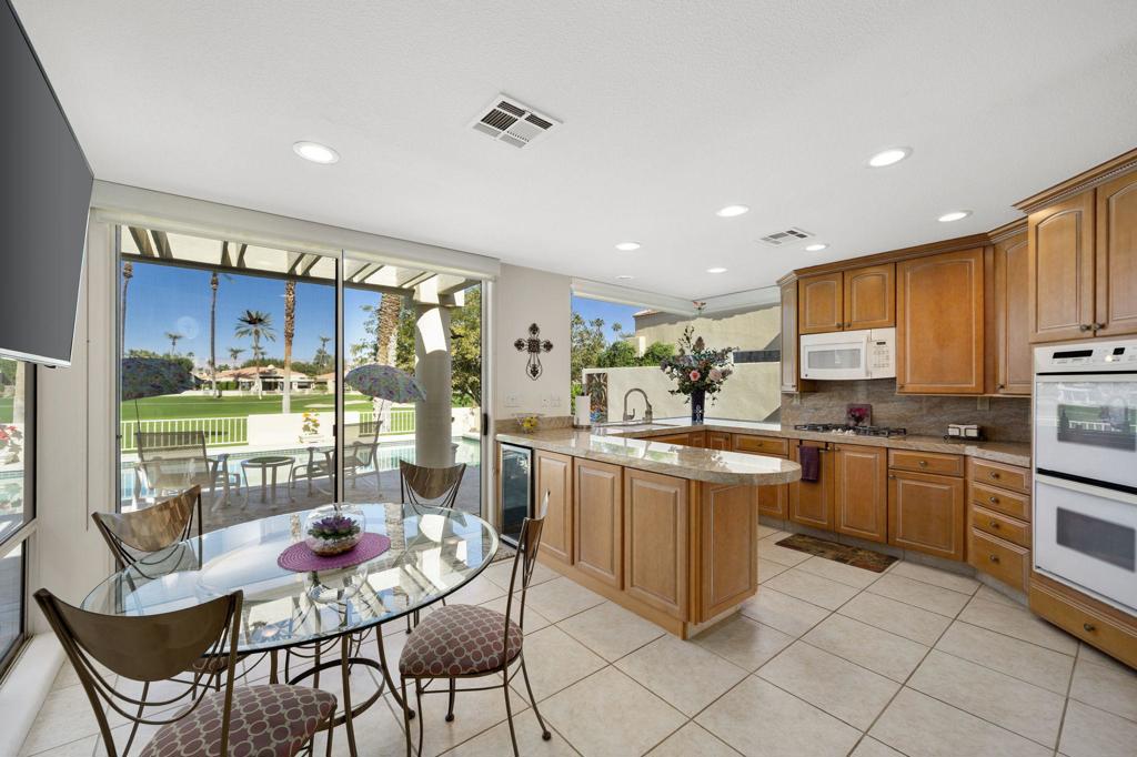 Desert Horizons C.C. - Residential Lease