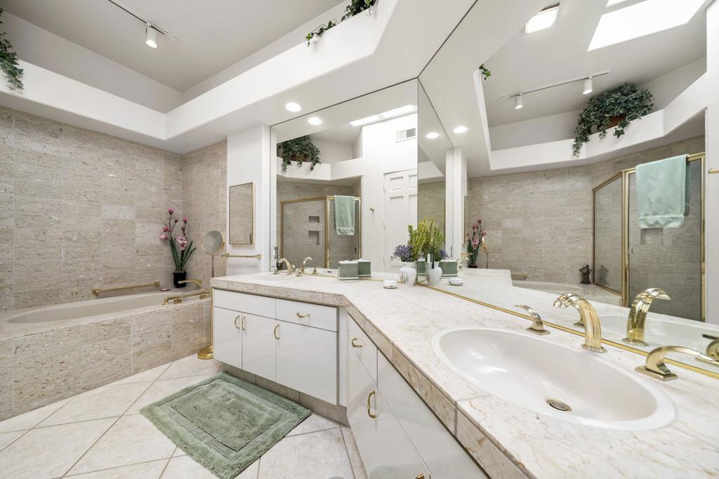 Desert Horizons C.C. - Residential Lease