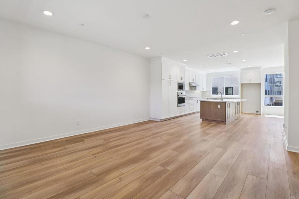 4942 Spirea Way
