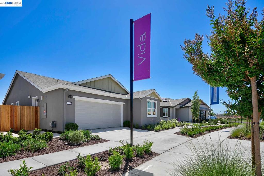 1312 Parkcrest Circle
