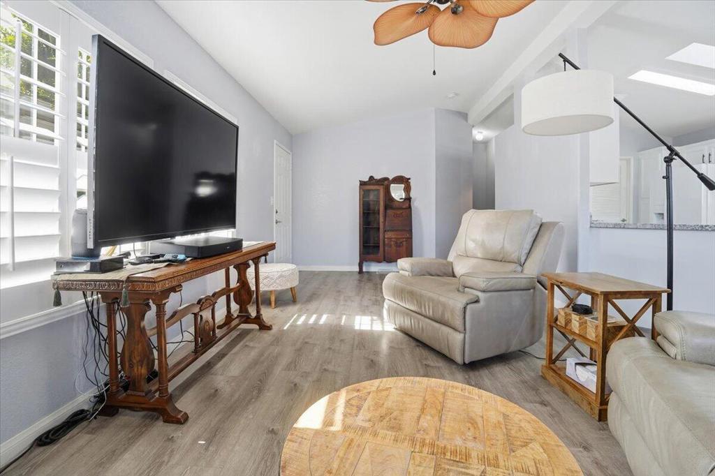 Suncrest Country Clb - Manufactured In Park