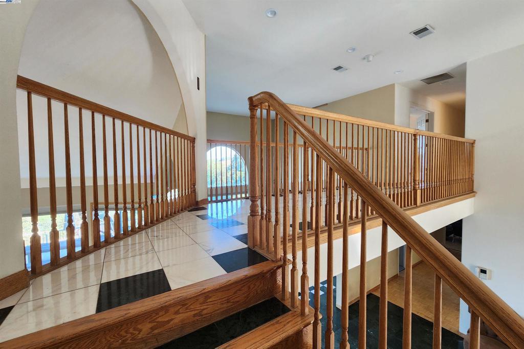 WOODSIDE HILLS - Residential