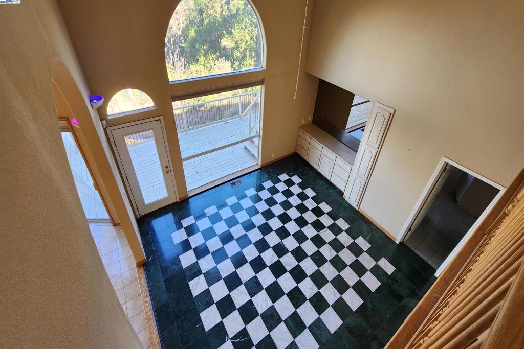 WOODSIDE HILLS - Residential