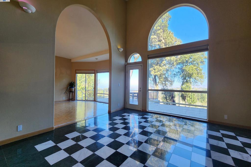 WOODSIDE HILLS - Residential