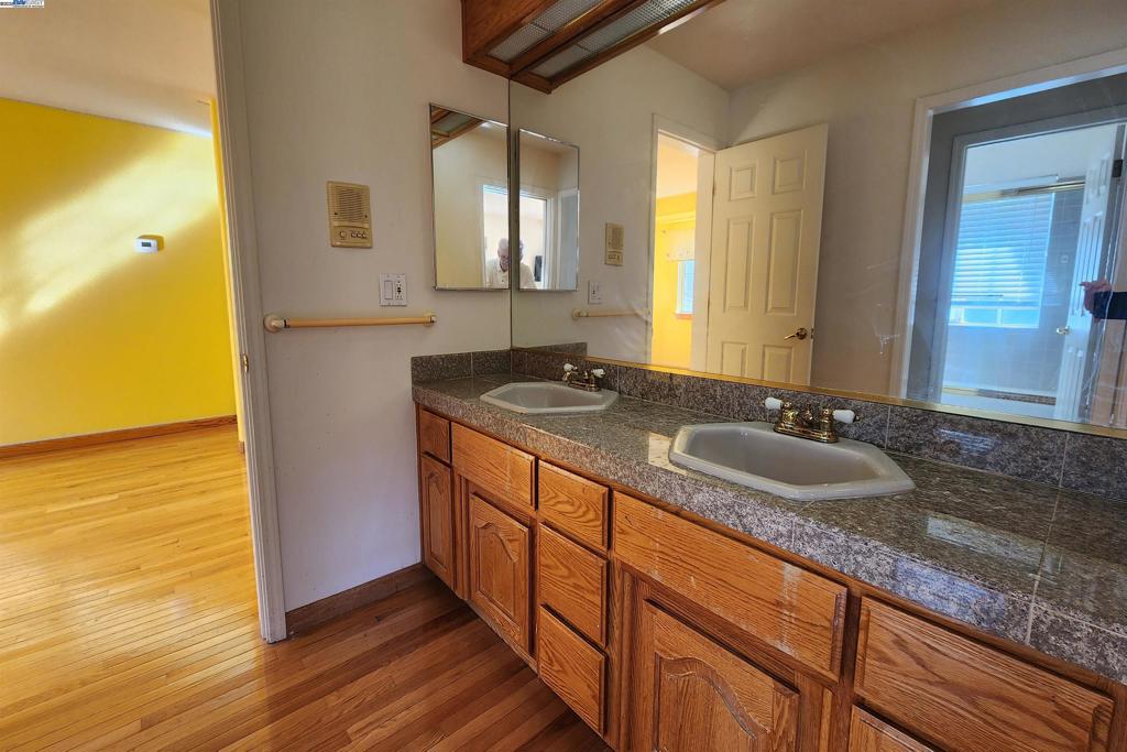 WOODSIDE HILLS - Residential