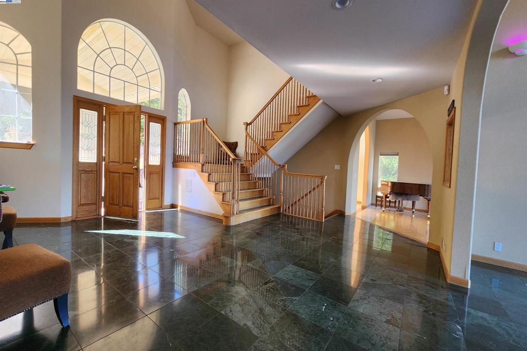 WOODSIDE HILLS - Residential