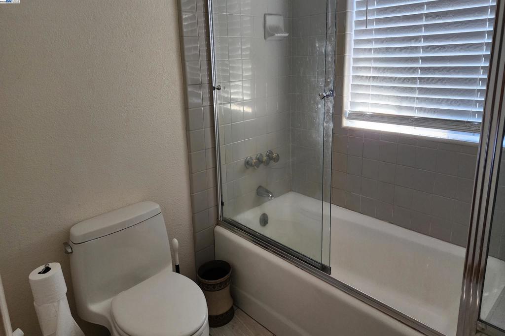 WOODSIDE HILLS - Residential