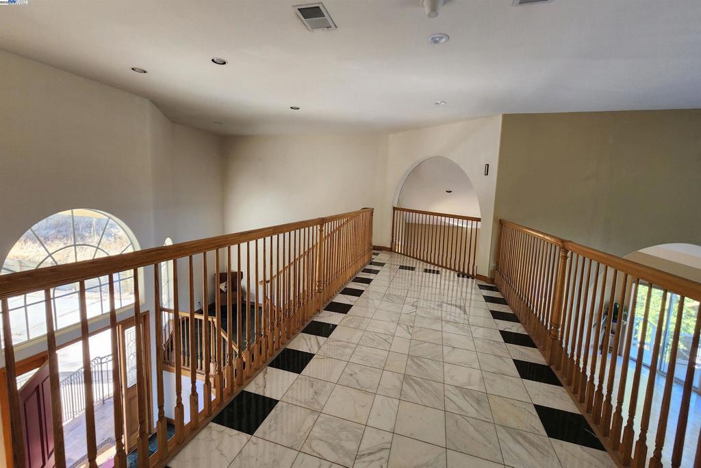 WOODSIDE HILLS - Residential