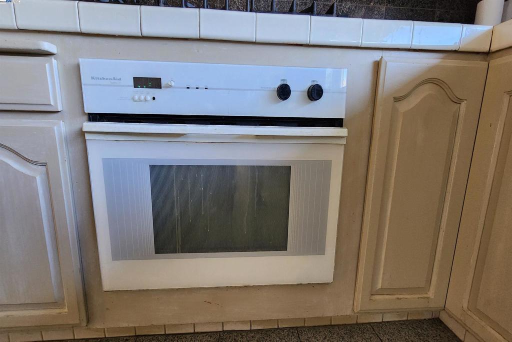 WOODSIDE HILLS - Residential