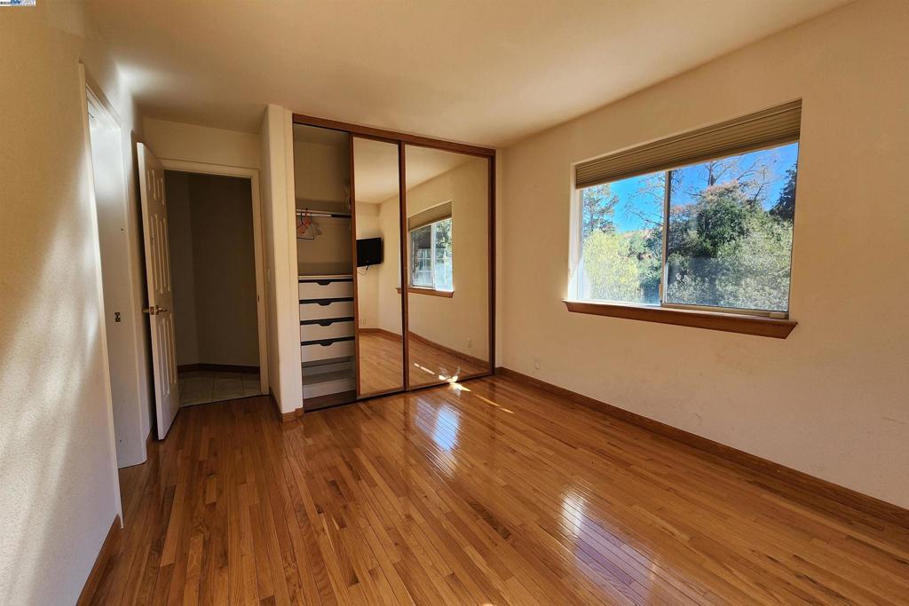 WOODSIDE HILLS - Residential