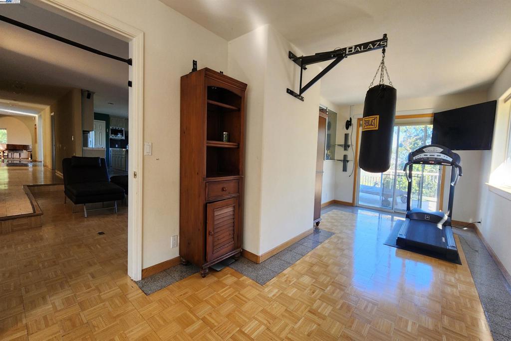 WOODSIDE HILLS - Residential