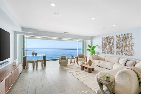 Photo of 91 Blue Lagoon, Laguna Beach, CA 92651 (MLS # LG25280401)