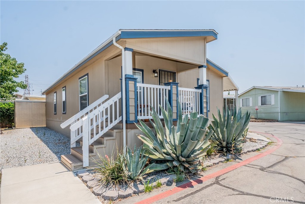 22111 NEWPORT AVE 5